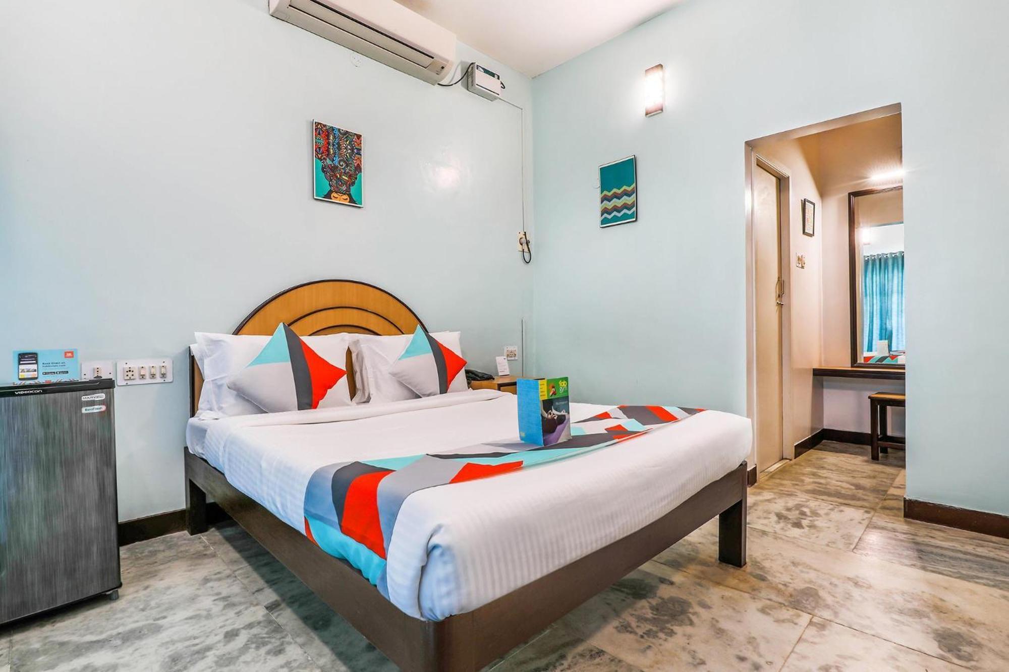 Fabexpress Santhi Inn - 500 Meters From Promenade Beach Pondicherry Luaran gambar