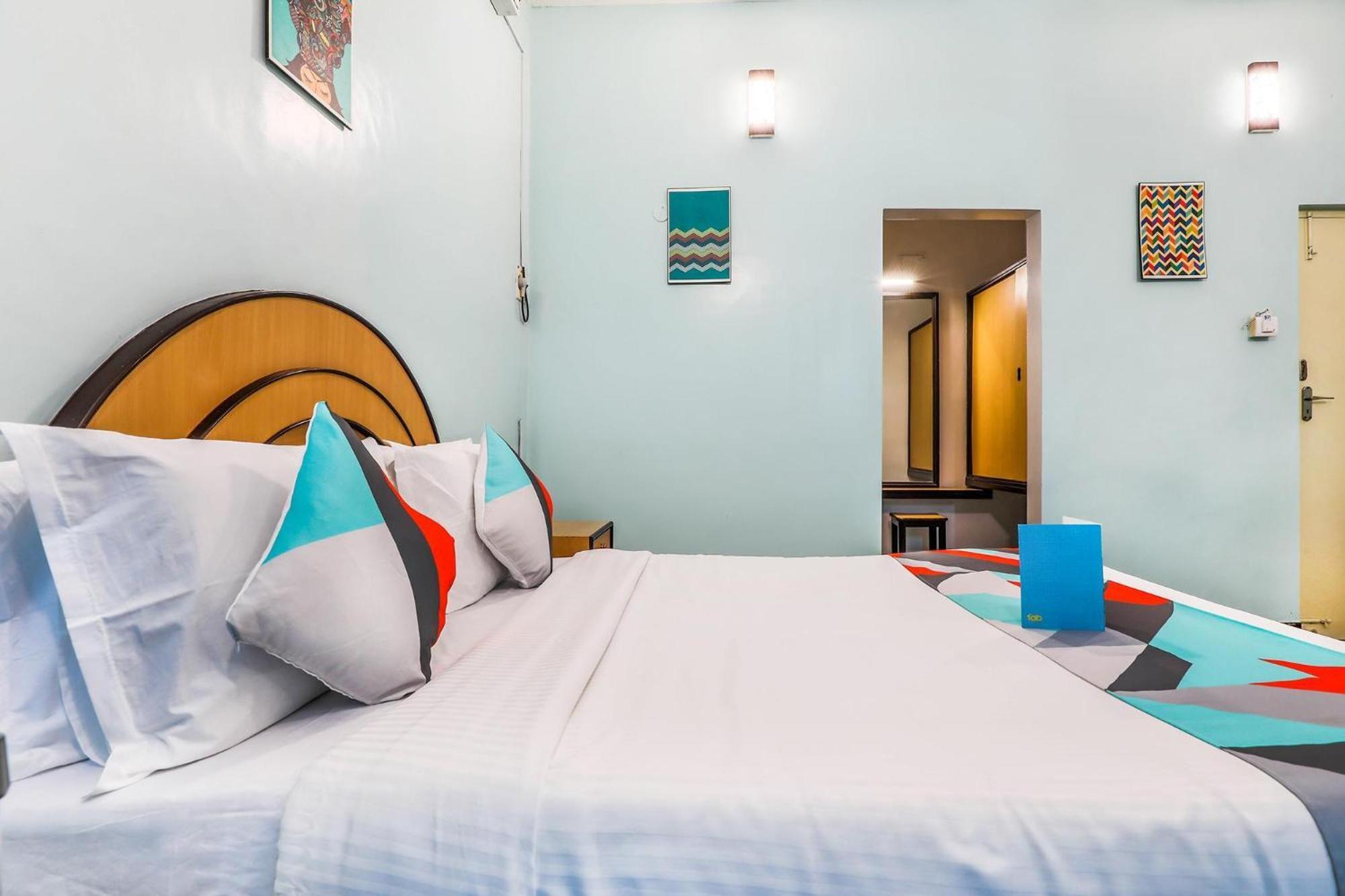 Fabexpress Santhi Inn - 500 Meters From Promenade Beach Pondicherry Luaran gambar